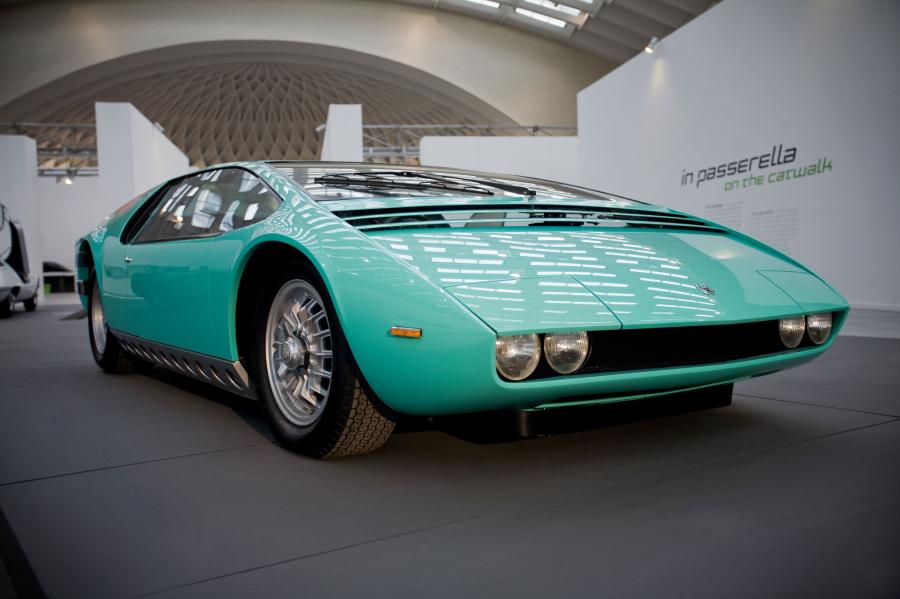  Bizzarrini P538 Manta 1968 года  (фото 35 из 47)